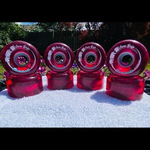 Fuchsia Boardwalk Sure Grip Wheels - 8